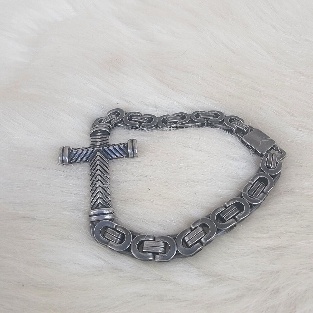 Jean Claude dell arte stainless steel link cross bracelet